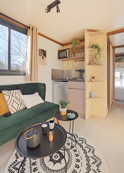 tiny-house-roulotte-espace-multifonction-annexe